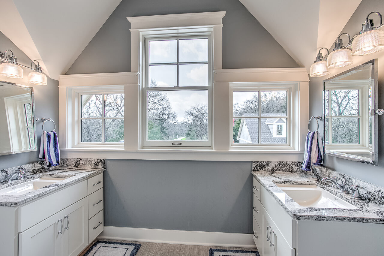 vinyl windows in bathroom